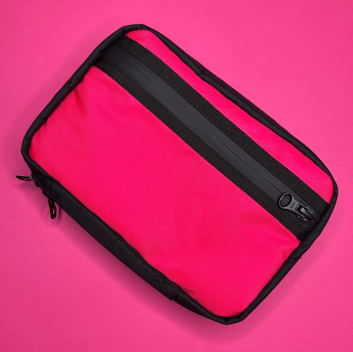 Item Pouch: Hot Pink
