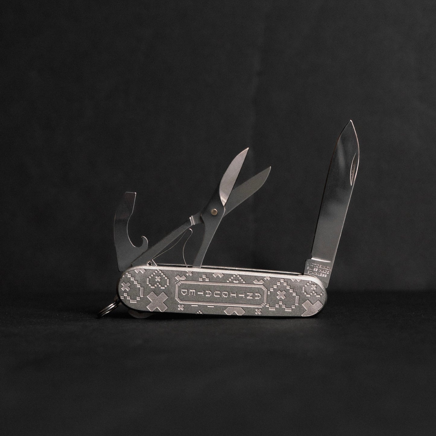 Antiquated x Daily Customs Huntsman