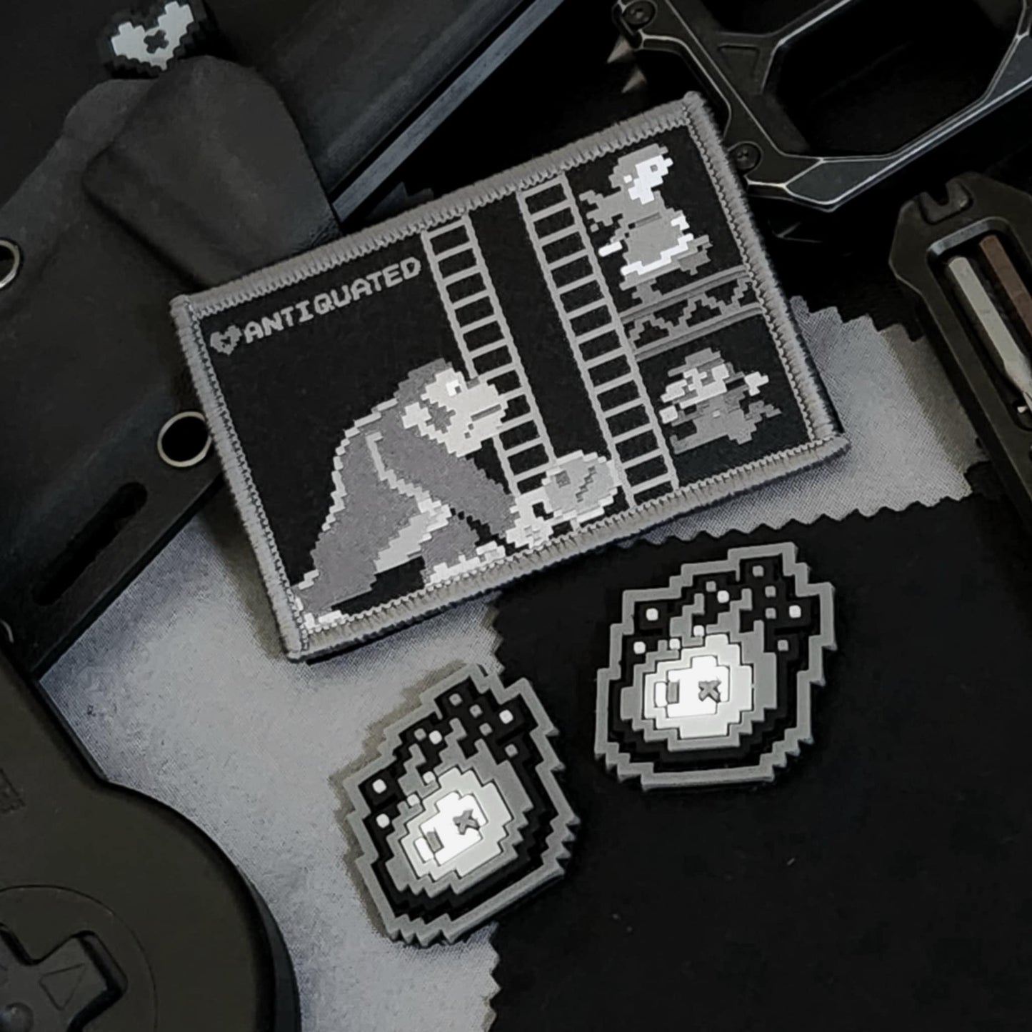 Kong Boy GreyScale Set
