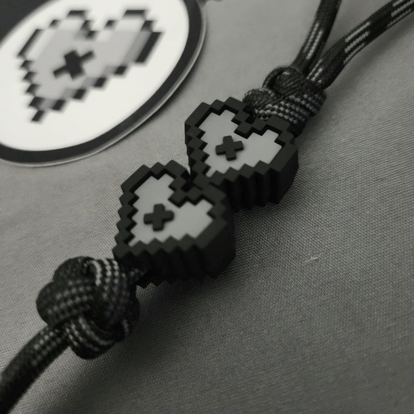 Antiquated Zipper Pull / PVC Bead