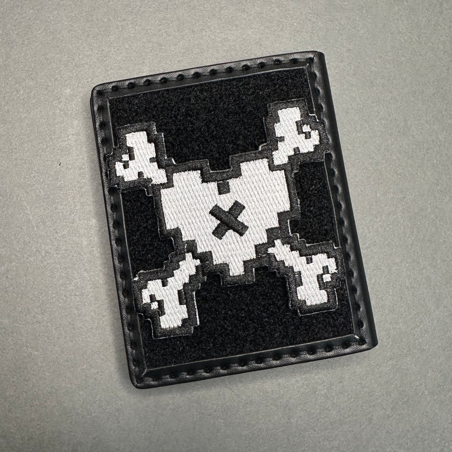 Pixel Bones Threaded