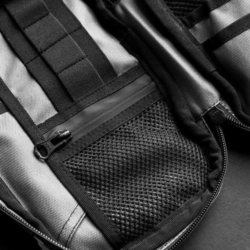 Item Pouch: MonoChrome