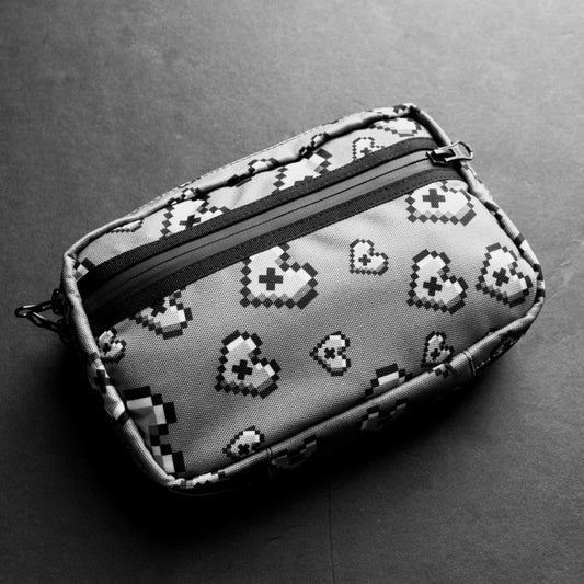 Item Pouch:  MonoChrome